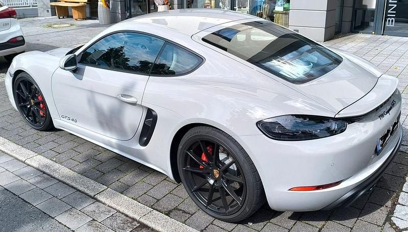 Grau Gebraucht 2024 Porsche Cayman GTS Coupé | 92.222 € (Fairer Preis) - Bild 1/1