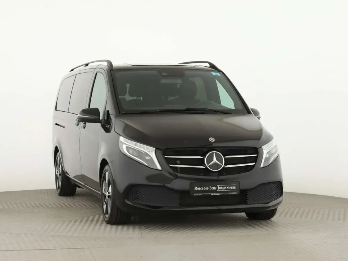 Gebraucht Mercedes V300 Edition 237 PS (174 kW) 2022 Obsidianschwarz metallic Van / Kleinbus