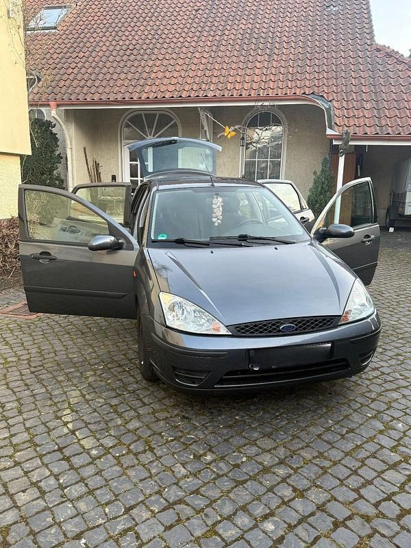 Gebraucht Ford Focus 75 PS (55 kW) 2003 Grau Limousine
