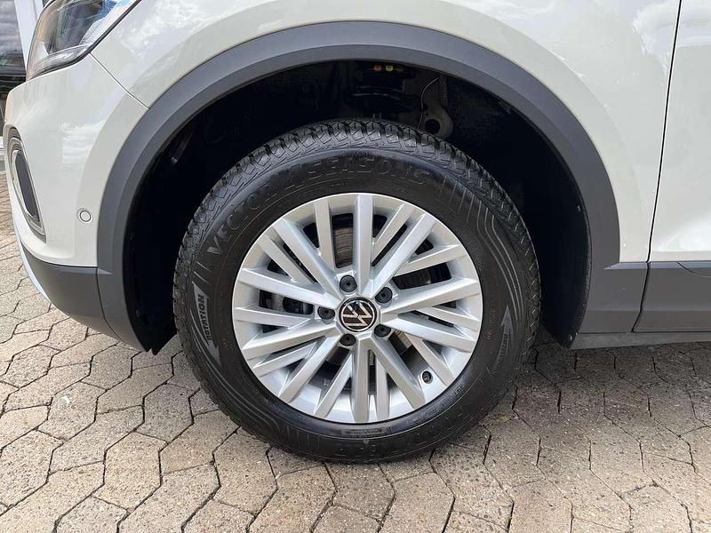 Gebraucht VW T-Roc 110 PS (80 kW) 2023 Ascotgrau SUV