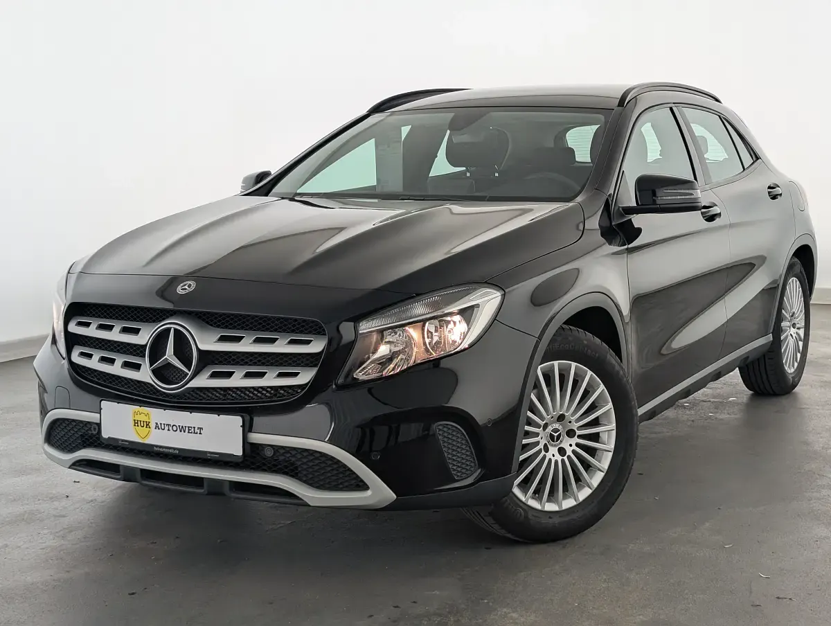 Usata Mercedes GLA180 122 CV (89 kW) 2018 SUV