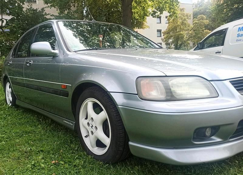 Silber Gebraucht 1997 Honda Civic Limousine | 1.690 € (Guter Preis) - Bild 1/4