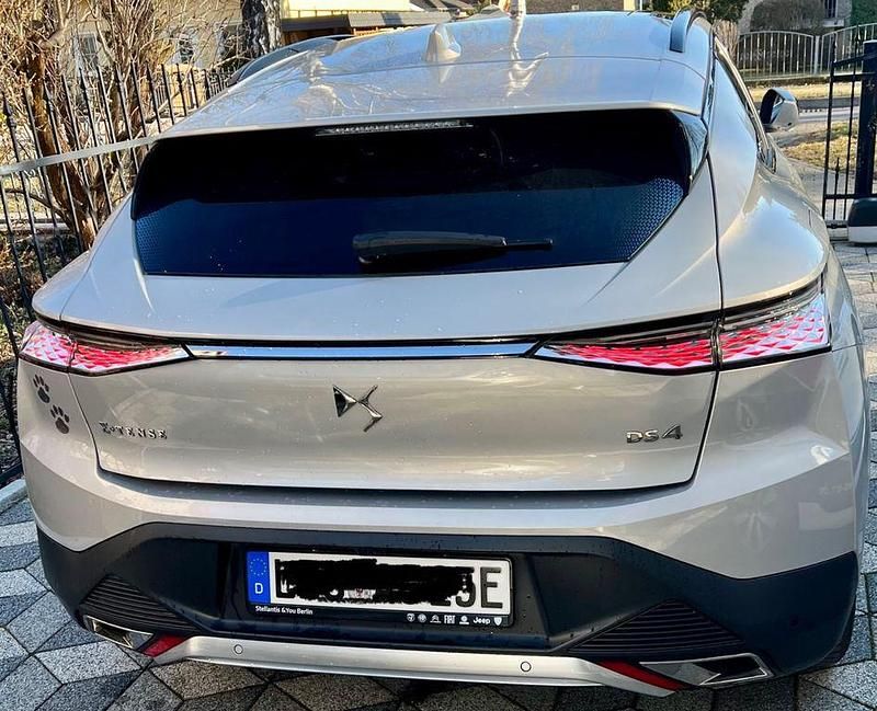 Gebraucht DS Automobiles DS4 Crossback Opera 224 PS (164 kW) 2023 Grau SUV