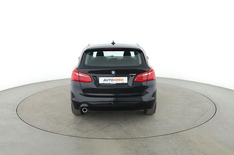 Gebraucht BMW 218 Active Tourer 140 PS (102 kW) 2020 Schwarz Van / Kleinbus