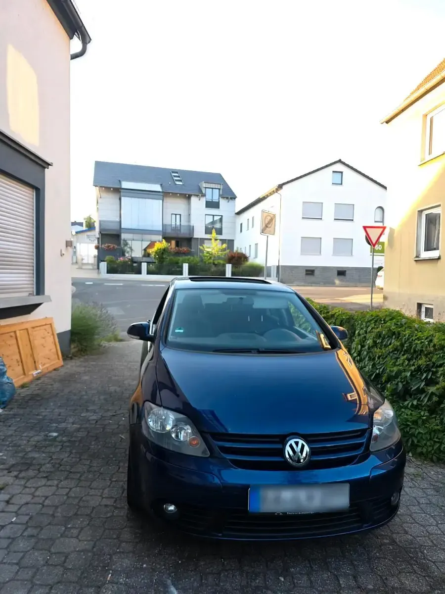 Gebraucht VW Golf V 140 PS (102 kW) 2007 Blau Kombi