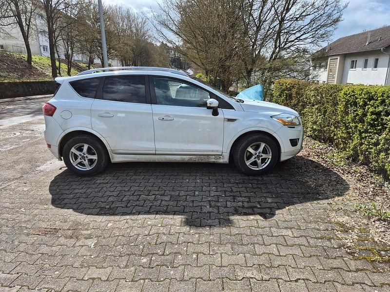 Gebraucht Ford Kuga Individual 163 PS (119 kW) 2011 SUV