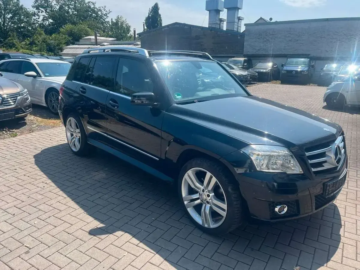 Gebraucht Mercedes GLK350 Sport 272 PS (200 kW) 2008 Obsidianschwarz SUV