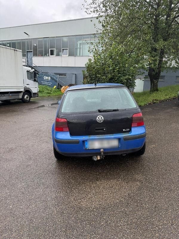 Gebraucht VW Golf IV 90 PS (66 kW) 2000 Blau Limousine