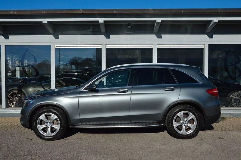 Gebraucht Mercedes GLC220 Exclusive 170 PS (125 kW) 2015 Selenitgrau SUV