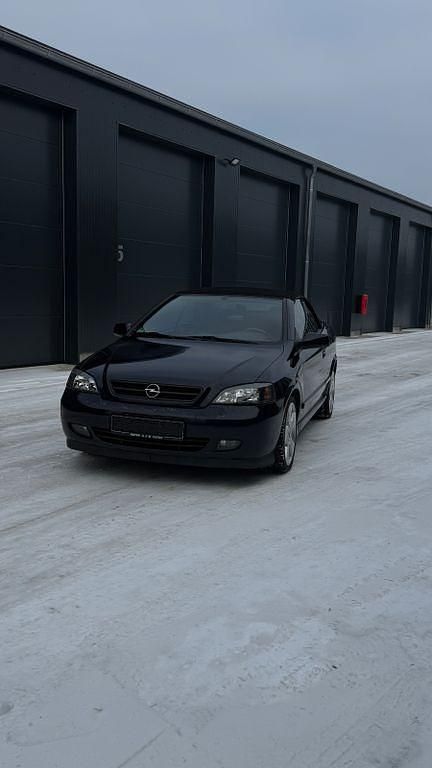 Gebraucht Opel Astra Cabriolet Edition 125 PS (91 kW) 2004 Blau Cabrio