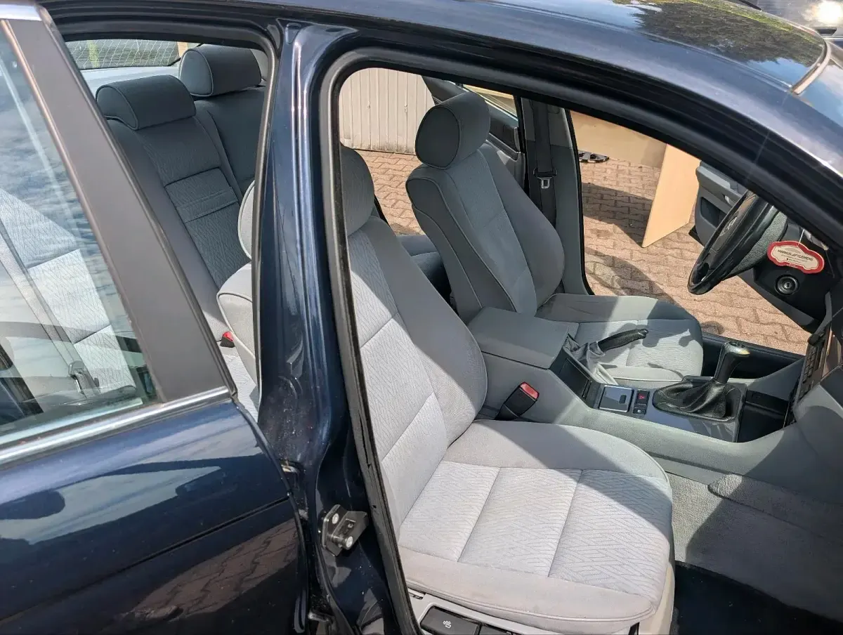 Gebraucht BMW 520 150 PS (110 kW) 1999 Blau Limousine