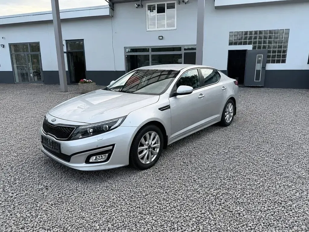 Gebraucht Kia Optima Attract 136 PS (100 kW) 2015 Silber Limousine