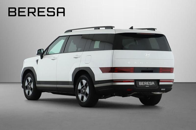 Neu Hyundai Santa Fe Intro Edition 215 PS (158 kW) 2025 Weiß SUV