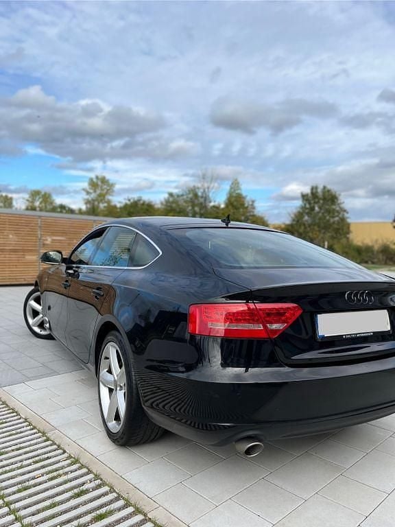 Schwarz Gebraucht 2010 Audi A5 Sportback S-Line Limousine | 7.499 € (Superpreis) - Bild 1/4