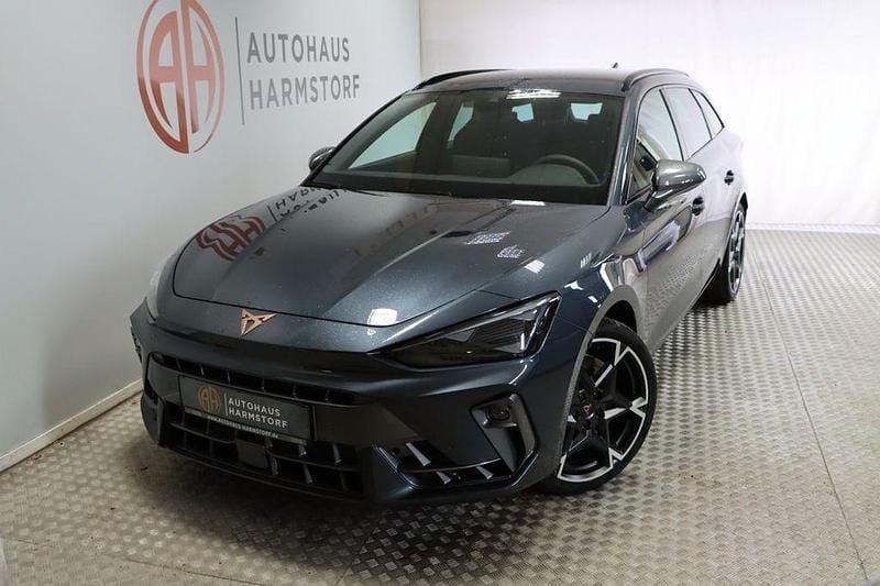 Neu Cupra Leon VZ 333 PS (244 kW) 2025 Grau Limousine