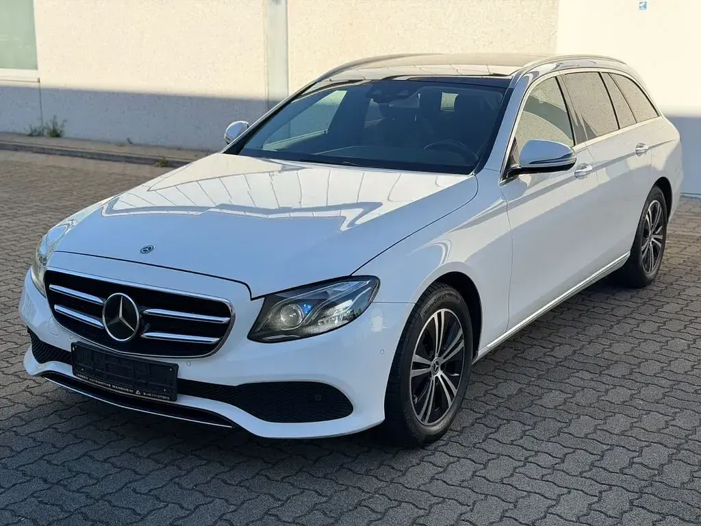 Second-hand Mercedes E220 194 CP (142 kW) 2019 Alb Break