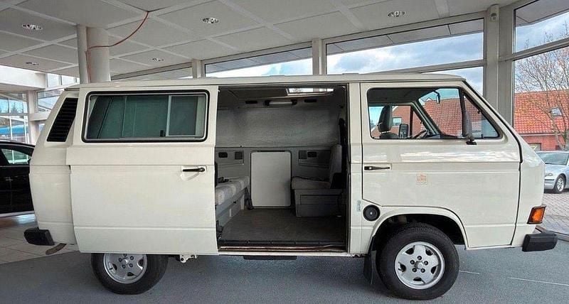 Second-hand VW Multivan 95 CP (69 kW) 1989 Alb Monovolum