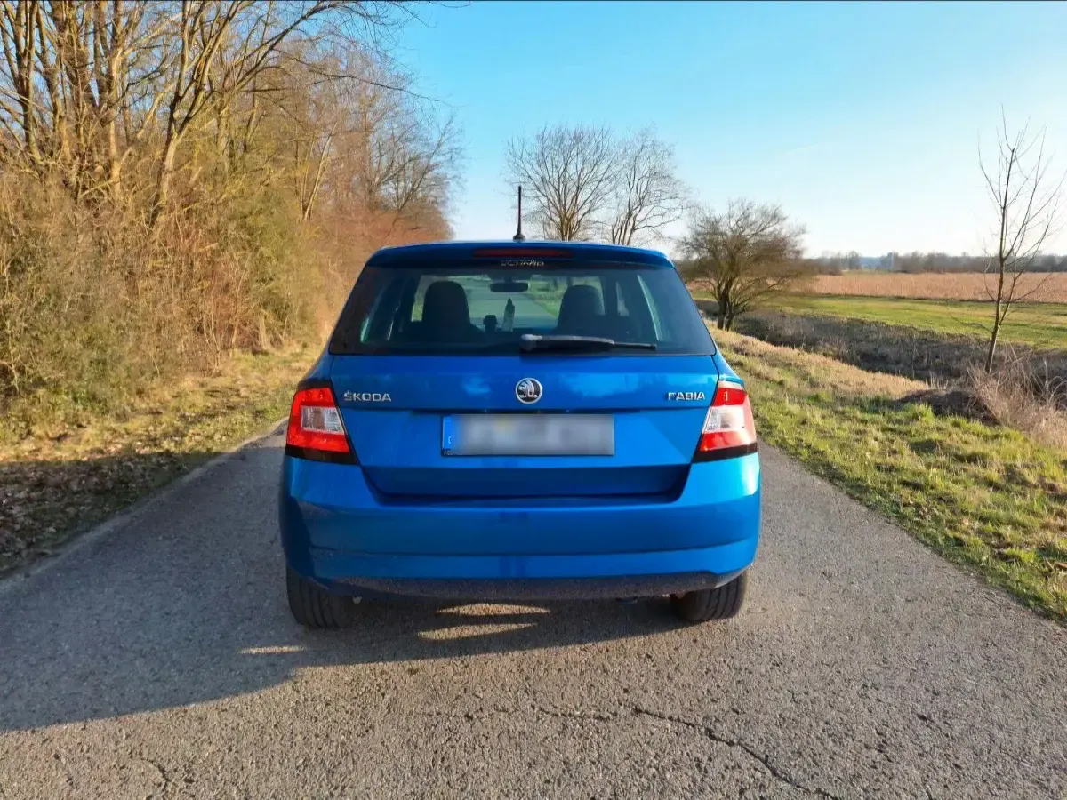 Używany Skoda Fabia 110 KM (80 kW) 2018 Niebieski Hatchback
