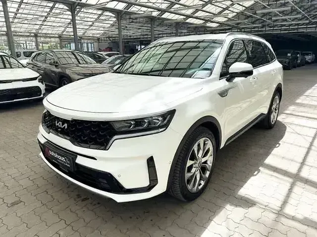 Gebraucht Kia Sorento Platinum 193 PS (141 kW) 2024 Weiß SUV