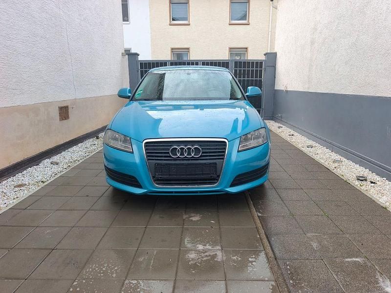 Blau Gebraucht 2009 Audi A3 Attraction Limousine | 5.450 € (Fairer Preis) - Bild 1/4