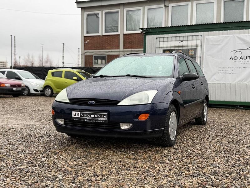 Gebraucht Ford Focus Ambiente 75 PS (55 kW) 1999 Blau Kombi