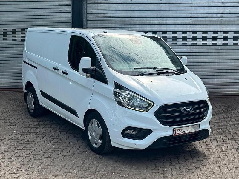 Gebraucht Ford Transit Custom Trend 131 PS (96 kW) 2018 Weiß Van / Kleinbus
