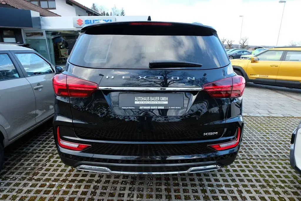 Neu KGM Rexton 201 PS (147 kW) 2026 Schwarz SUV