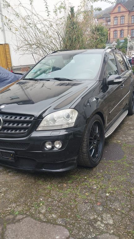 Gebraucht 2009 Mercedes ML420 SUV | 10.000 € (Teuer) - Bild 1/4