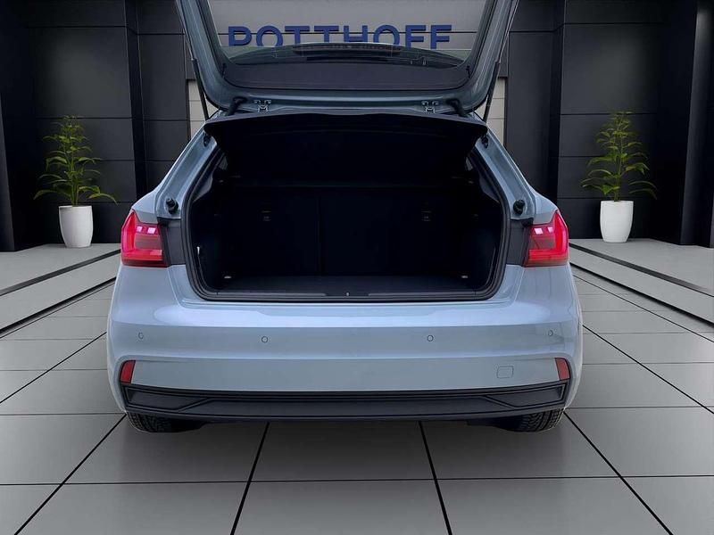 Gebraucht Audi A1 95 PS (69 kW) 2025 Pfeilgrau perleffekt SUV