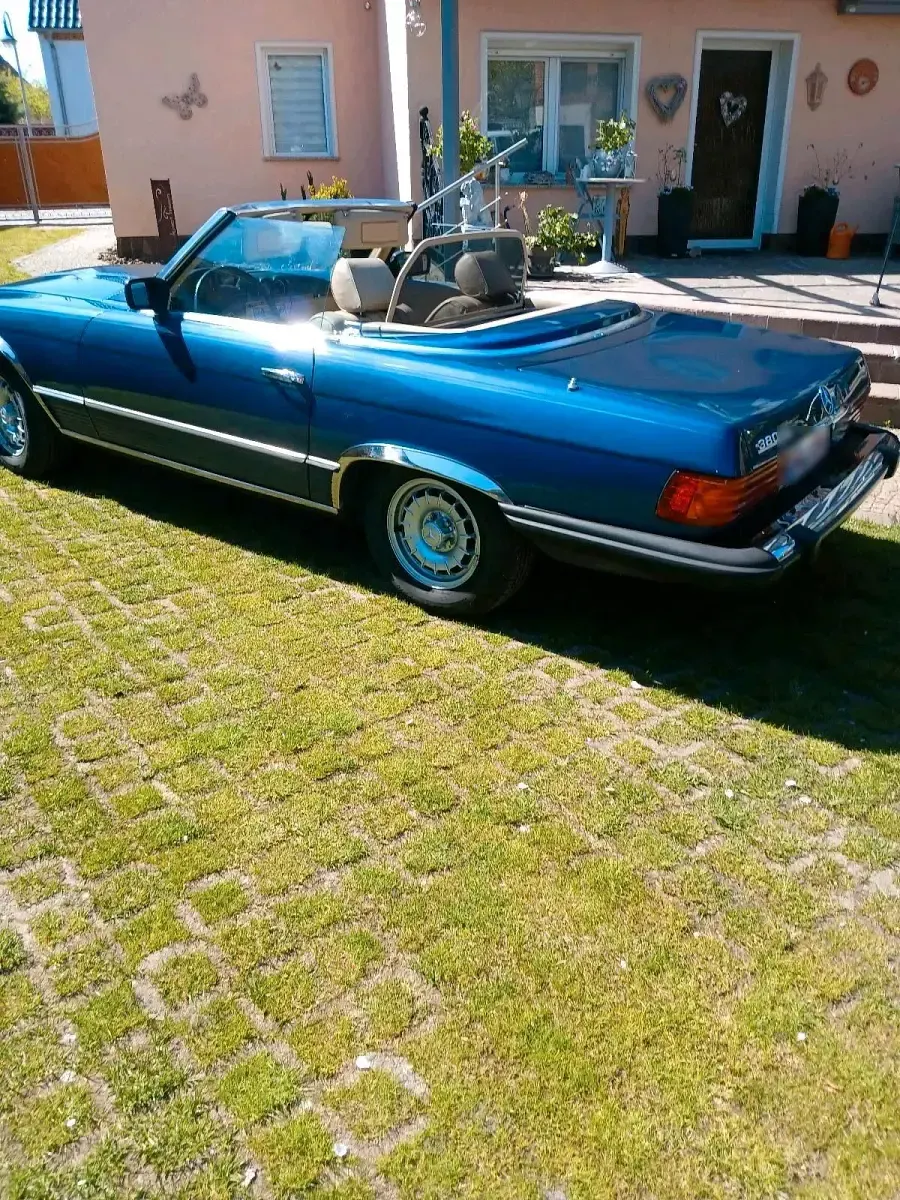 Gebraucht Mercedes SL380 155 PS (114 kW) 1985 Blau Cabrio