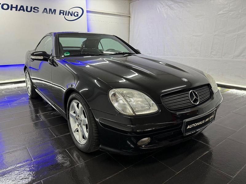 Gebraucht Mercedes SLK230 197 PS (144 kW) 2001 Schwarz Cabrio