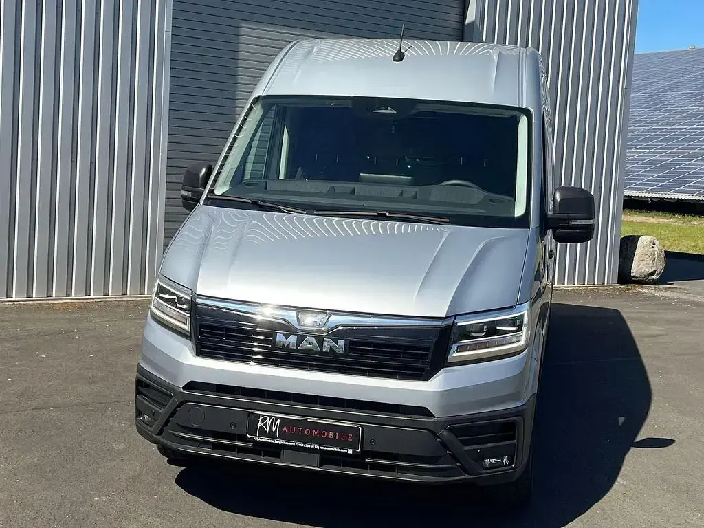 Gebraucht MAN TGE 177 PS (130 kW) 2025 Silber Van
