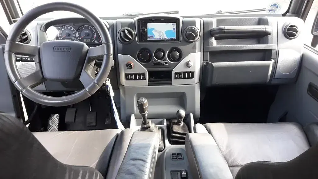Usata Iveco Massif 177 CV (130 kW) 2009 Grigio SUV