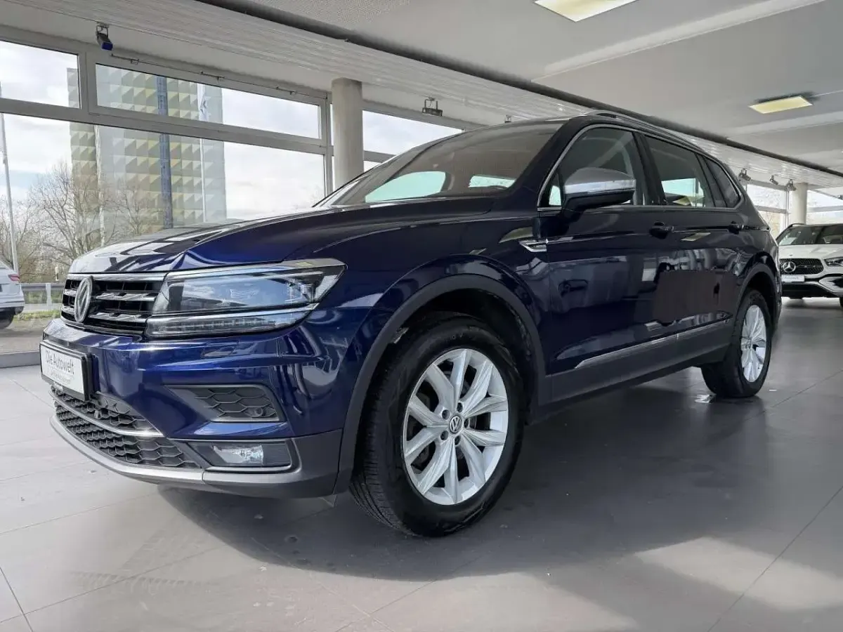Gebraucht VW Tiguan Allspace Highline 200 PS (147 kW) 2021 Blau SUV