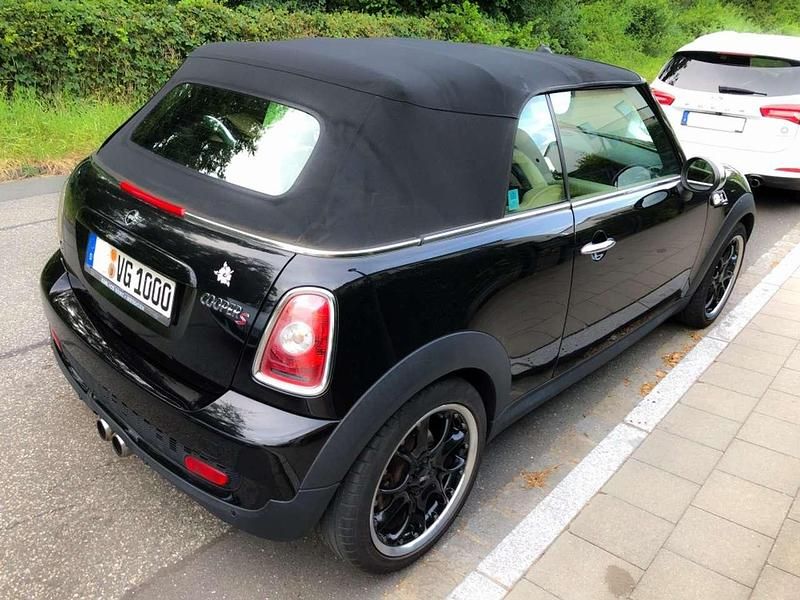 Gebraucht Mini Cooper S Cabriolet 184 PS (135 kW) 2010 Schwarz Cabrio