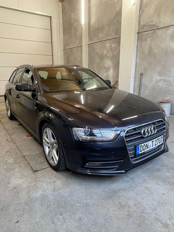Blau Gebraucht 2015 Audi A4 S-Line Kombi | 14.500 € (Etwas zu teuer) - Bild 1/4