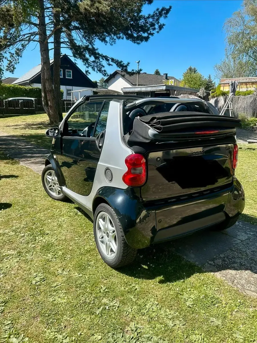 Usata Smart ForTwo Cabrio 40 CV (29 kW) 2002 Nero Cabrio