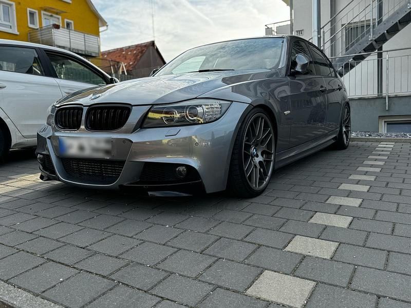 Gebraucht BMW 335 326 PS (239 kW) 2009 Silber Limousine
