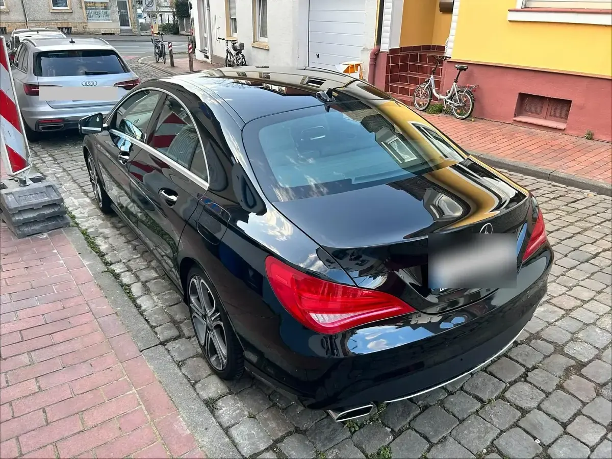 Gebraucht Mercedes CLA200 156 PS (114 kW) 2015 Schwarz Coupé