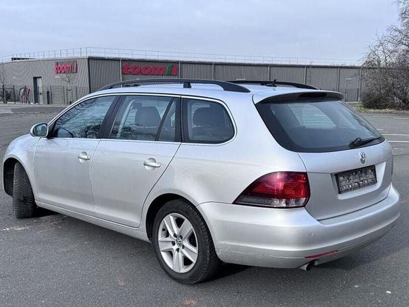 Gebraucht VW Golf VI 130 PS (95 kW) 2010 Andere Kleinwagen