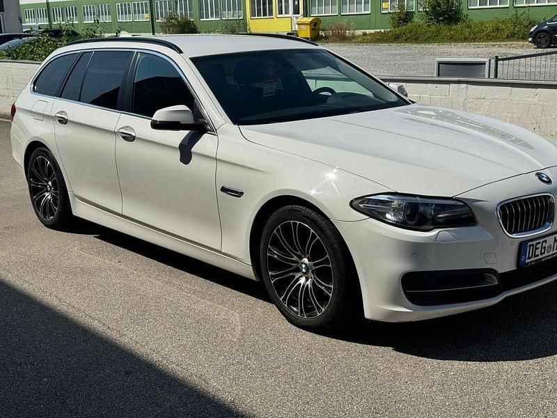 Gebraucht BMW 520 190 PS (139 kW) 2016 Weiß Kombi