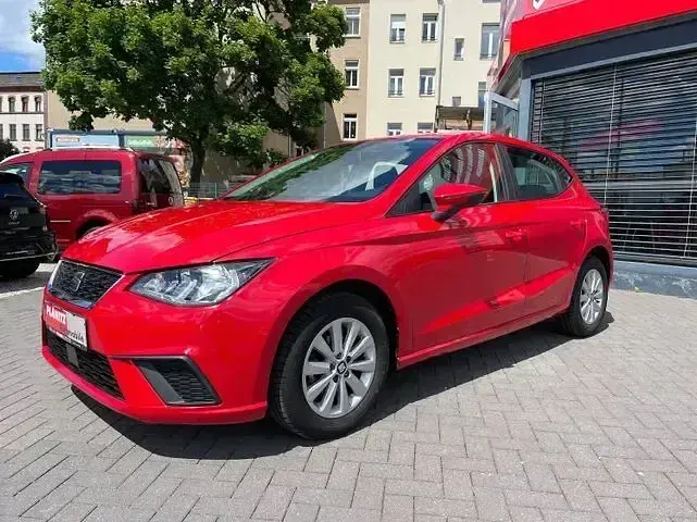 Gebraucht Seat Ibiza Style 95 PS (69 kW) 2019 Reinrot Kleinwagen