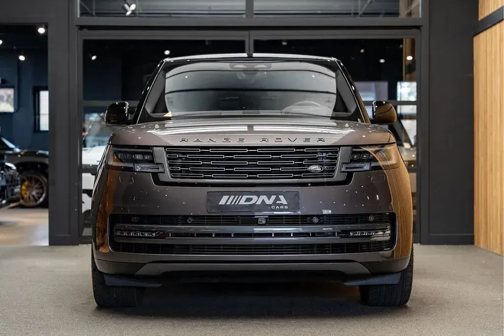 Gebraucht Land Rover Range Rover HSE 460 PS (338 kW) 2025 Grau SUV
