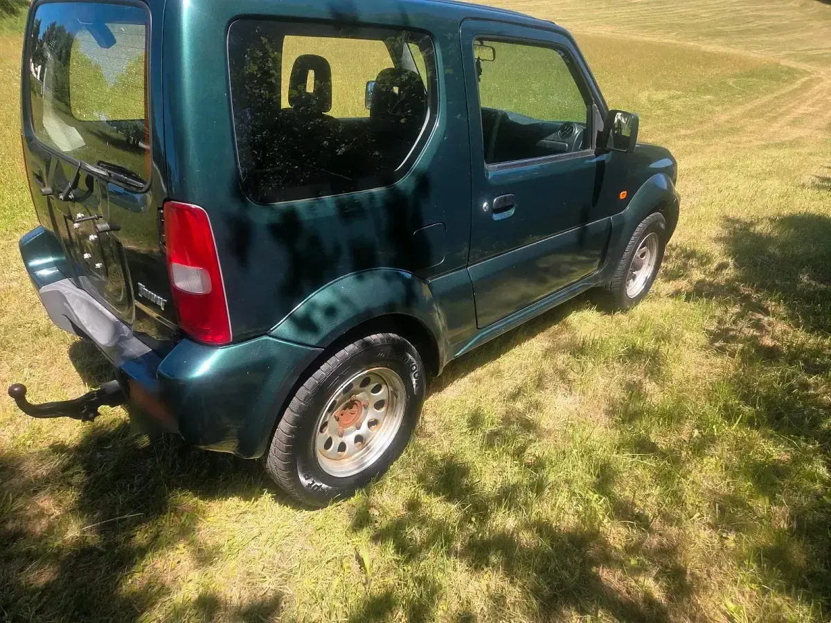 Używany Suzuki Jimny 85 KM (62 kW) 2008 Zielony SUV