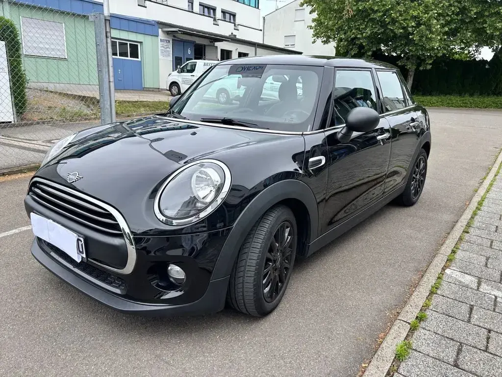Gebraucht Mini ONE 102 PS (75 kW) 2019 Schwarz Kleinwagen