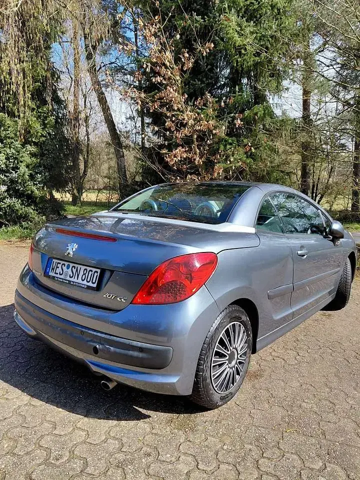 Gebraucht Peugeot 207 CC 120 PS (88 kW) 2010 Cabrio