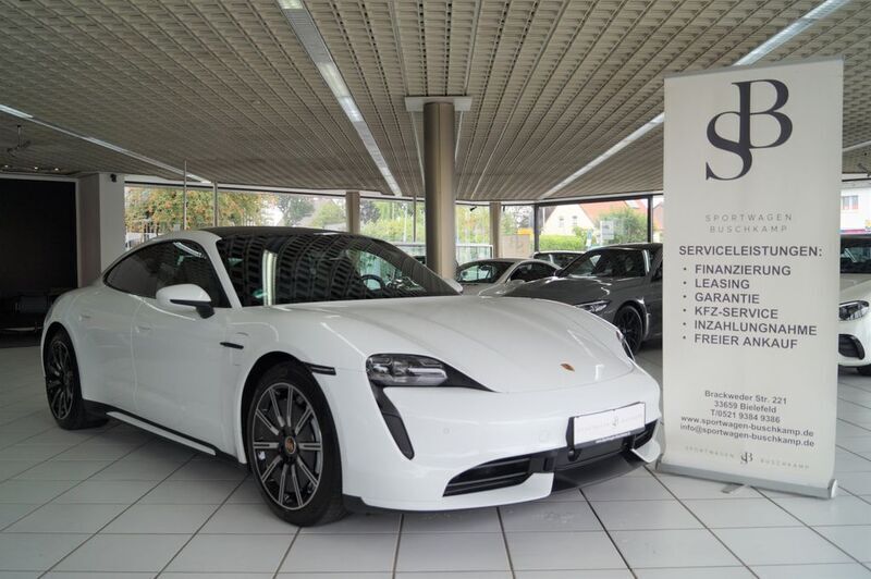 Weiß Gebraucht 2020 Porsche Taycan Turbo Limousine | 129.900 € - Bild 1/4