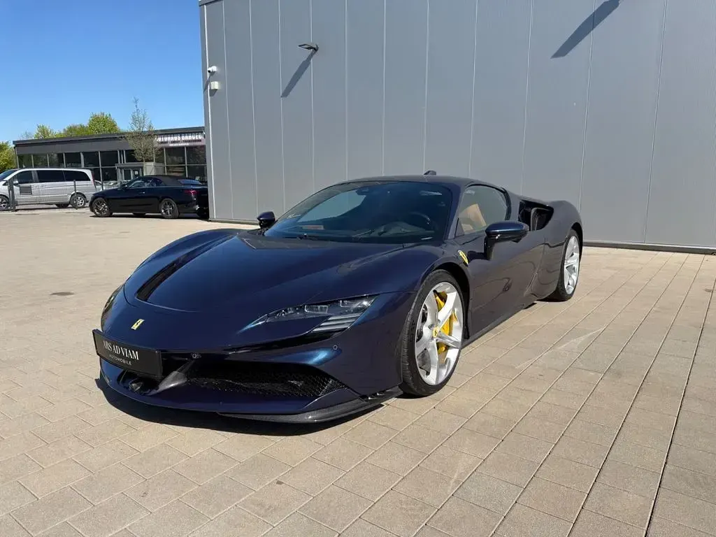 Second-hand Ferrari SF90 999 CP (734 kW) 2023 Albastru Coupe