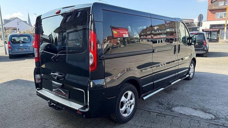 Gebraucht Renault Trafic Black Edition 114 PS (83 kW) 2012 Schwarz Van / Kleinbus