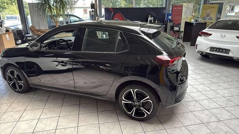 Gebraucht Opel Corsa 101 PS (74 kW) 2024 Schwarz Kleinwagen